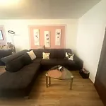 Woody Style Apartment Near Langenhagen Airport